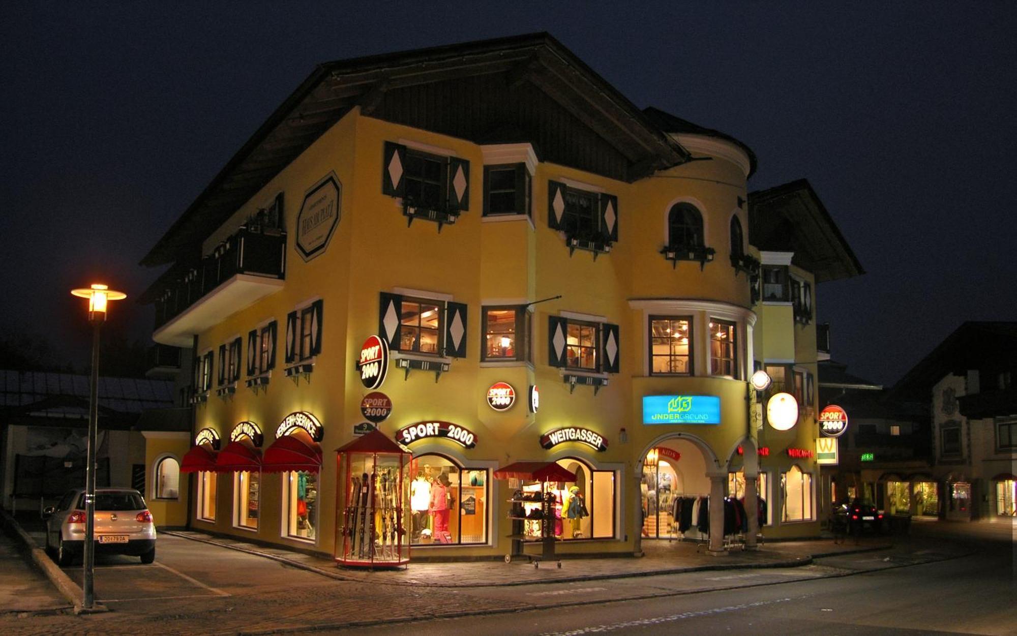 Haus Am Platz - Weitgasser Altenmarkt im Pongau Exteriör bild