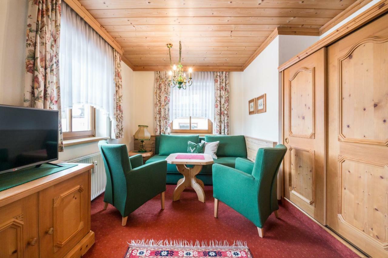 Haus Am Platz - Weitgasser Altenmarkt im Pongau Exteriör bild