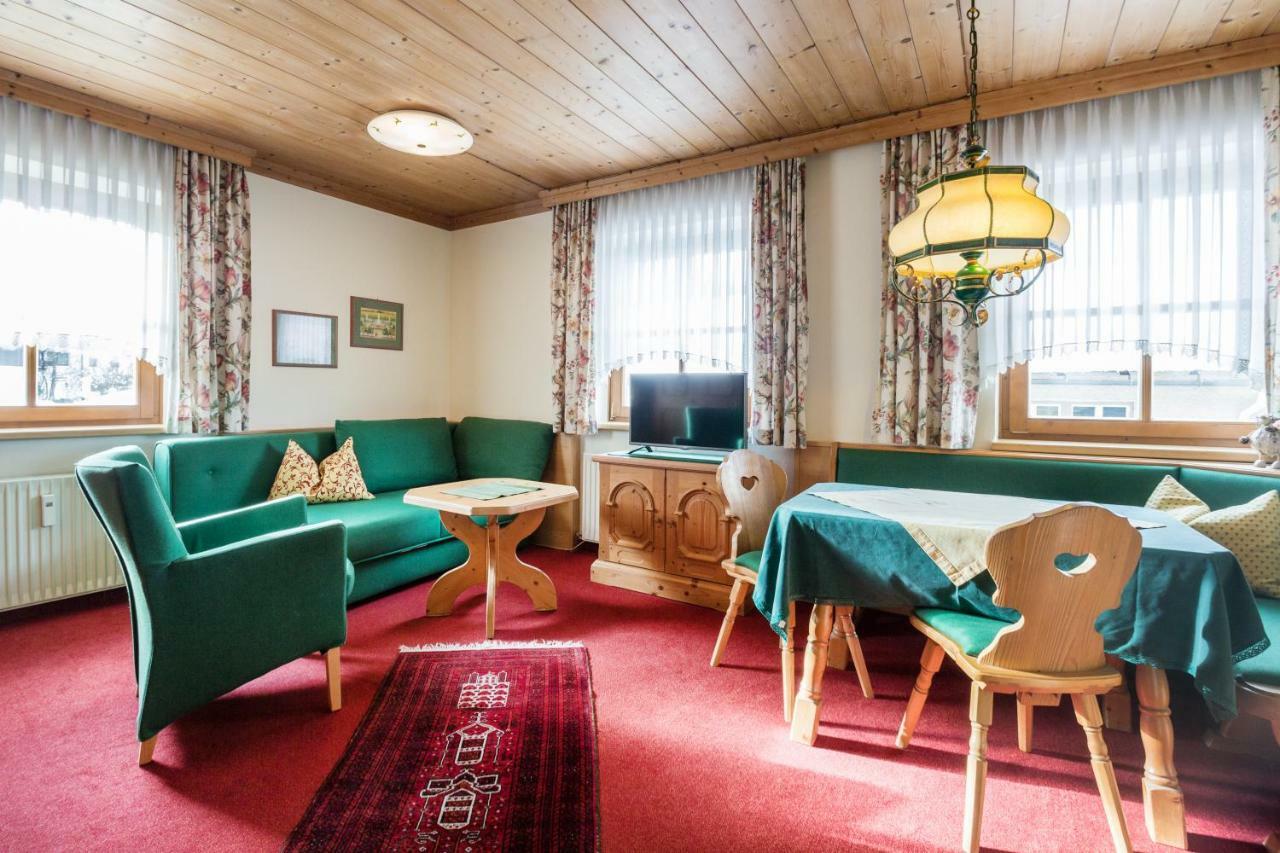 Haus Am Platz - Weitgasser Altenmarkt im Pongau Exteriör bild